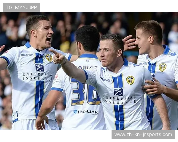 利兹联俱乐部新赛季英超球衣发布及球迷反响